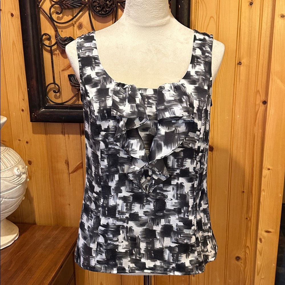 LOFT Monochrome Brushstroke Sleeveless Blouse